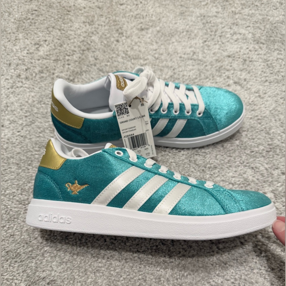 adidas x Disney Jasmine Grand Court 2.0 - Picture 9 of 15